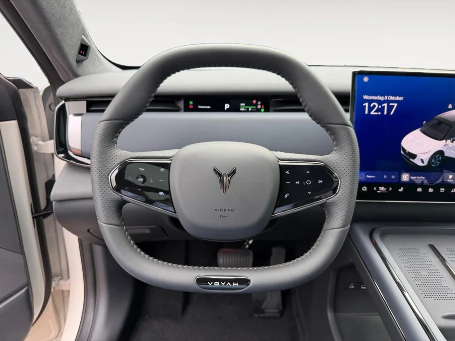 Voyah Courage Performance Edition 80 kWh Full Option | Open dak | 360* Camera | Head Up Display | Adaptief Cruise Control | Stoel koeling,-verwarming & massage| 435 PK |