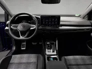 Volkswagen Golf 1.5 272pk DSG eHybrid GTE · Panoramadak · 360 Camera · Wegklapbare Trekhaak  · Apple/Android Car Play · 18'' Inch · Garantie t/m 19-06-2030 of 100.000km