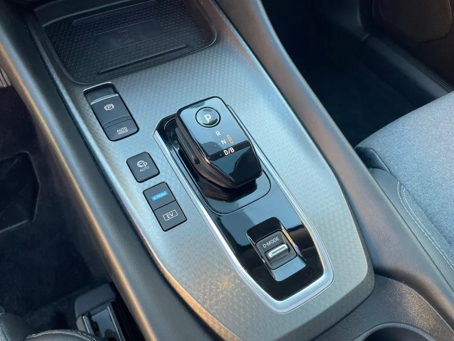 Nissan QASHQAI 1.5 e-Power N-Connecta | Navigatie | 360 camera | Apple Carplay/ Android Auto | Panoramadak | Head-up display | Elektrische achterklep |