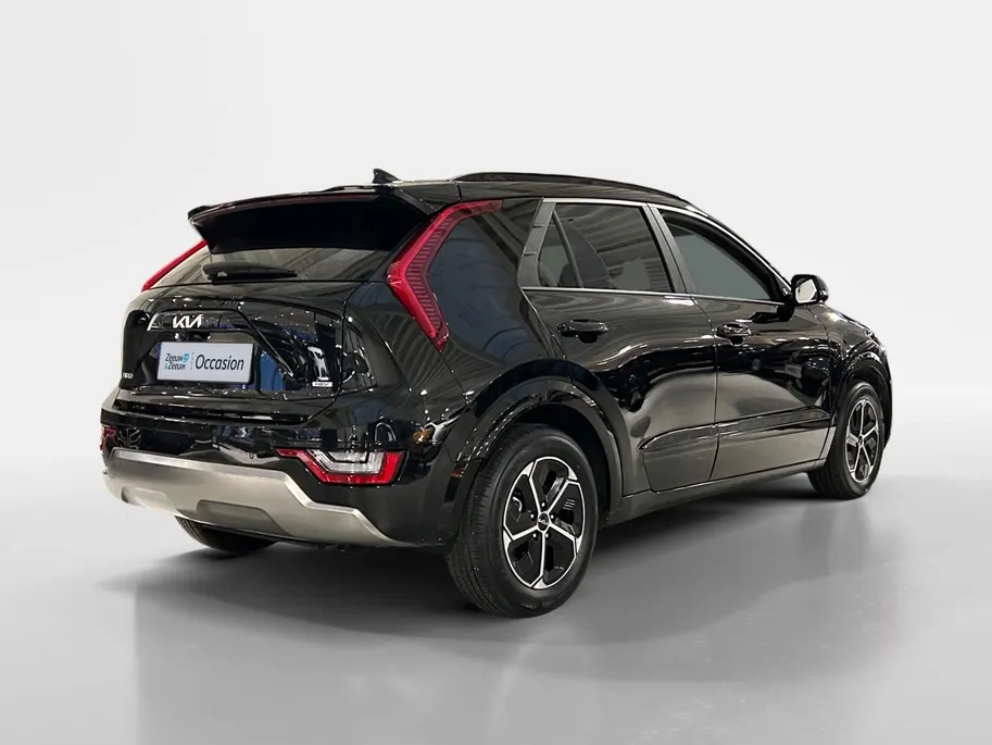 Kia Niro 1.6 GDi Hybrid DynamicPlusLine | Navigatiesysteem | Apple Carplay / Android Auto | Licht + Regensensor | Stoel + Stuurverwarming| Elektrisch bedienbaar Schuifdak | Elektrische Achterklep | Parkeersensoren Voor + Achter | Cruise Control Adaptief | Rijstroo