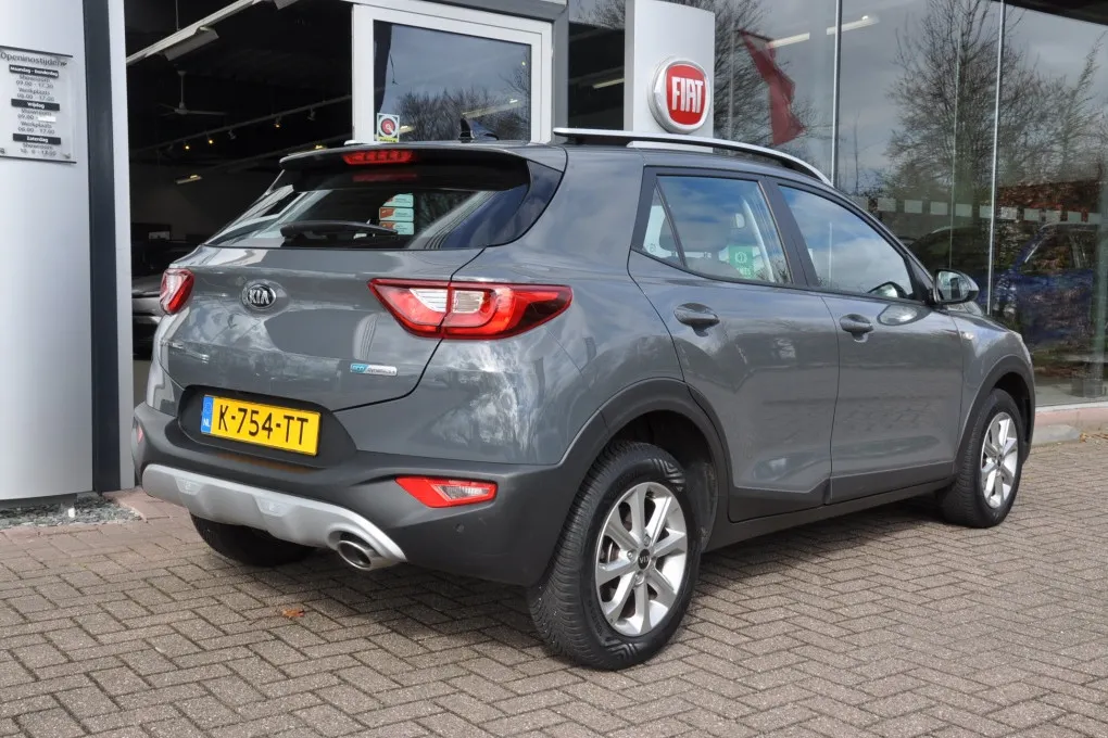 Kia Stonic 1.0 T-GDi MHEV Dyn L Clima Navi All Seasons