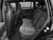 Volkswagen Tiguan 1.5 272pk DSG eHybrid R-Line Edition · Panoramadak · 360 Camera · Wegklapbare Trekhaak · Head-Up · Massage · 20'' Inch · Garantie t/m 22-06-2030 of 100.000km