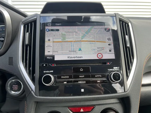Subaru XV 2.0i e-BOXER Premium Automaat | Apple Carplay & Android Auto | Elek. Schuif/Kantel Dak | Climate Control | Lichtmetalen Velgen