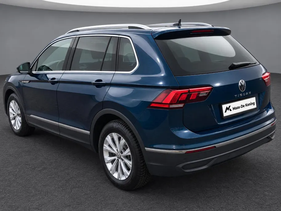 Volkswagen Tiguan 1.5TSI/150PK Life Business · Navigatie · Stoelverwarming · Apple/Android Car Play · Camera + Parkeersensoren · Garantie t/m 15-02-2027 of 100000km.