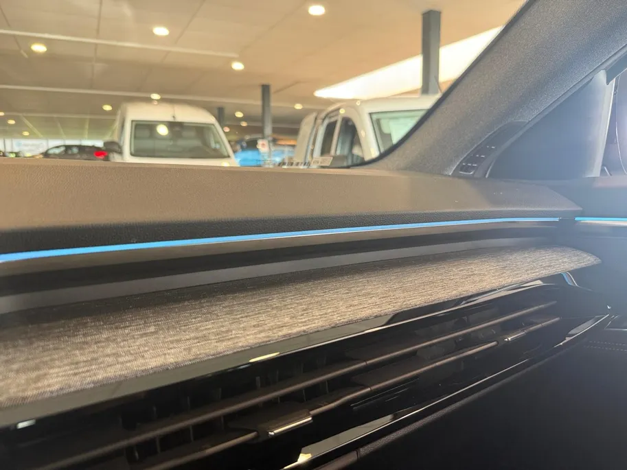 Renault Austral 1.2 E-Tech full hybrid 200 techno *Navi+Camera*Two-Tone*Climate*Aut. Achterklep*Mooie Auto!