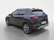 Kia Stonic 1.0 T-GDi MHEV GT-PlusLine Meest luxe uitvoering | 1e Eigenaar | Panorama dak | Dealer onderhouden | Cruise Control Adaptief | Carplay | Metallic lak | Fabrieksgarantie t/m 10-5-2030 + 3x 1 jaar* | NAP
