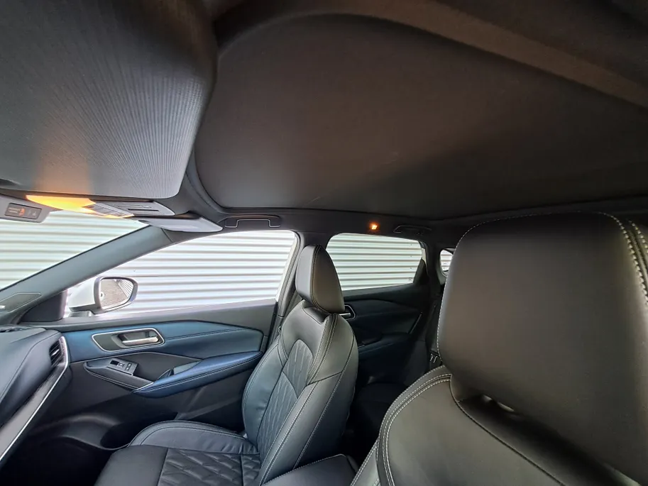 Nissan QASHQAI 1.3 MHEV Tekna Plus | Leer | Voorstoelen verwarmd | 360 Camera | Navigatie | 20'' LM | Stoel Massage | Luxe Lederen Bekleding | Dode Hoek Detectie | Apple Carplay/Android Auto