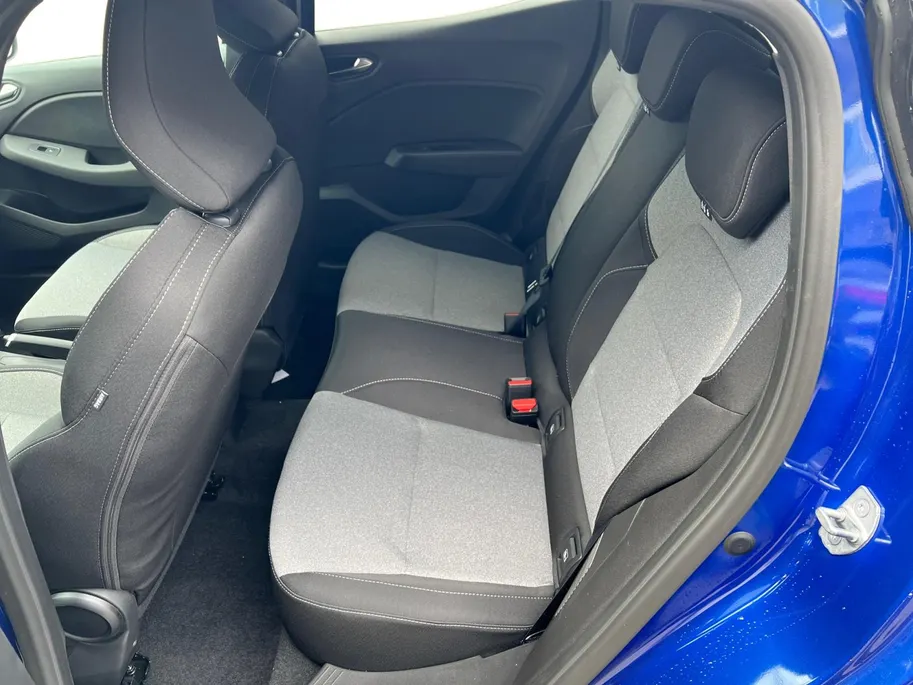 Mitsubishi Colt 1.6 HEV Intense | 4.500 EURO KORTING | NIEUWE AUTO | 8 JAAR GARANTIE |