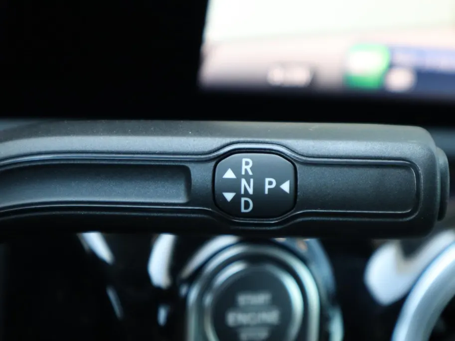 Mercedes-Benz A-Klasse 250 e Star Edition AMG Line Plus l Trekhaak l Panoramadak l Memory