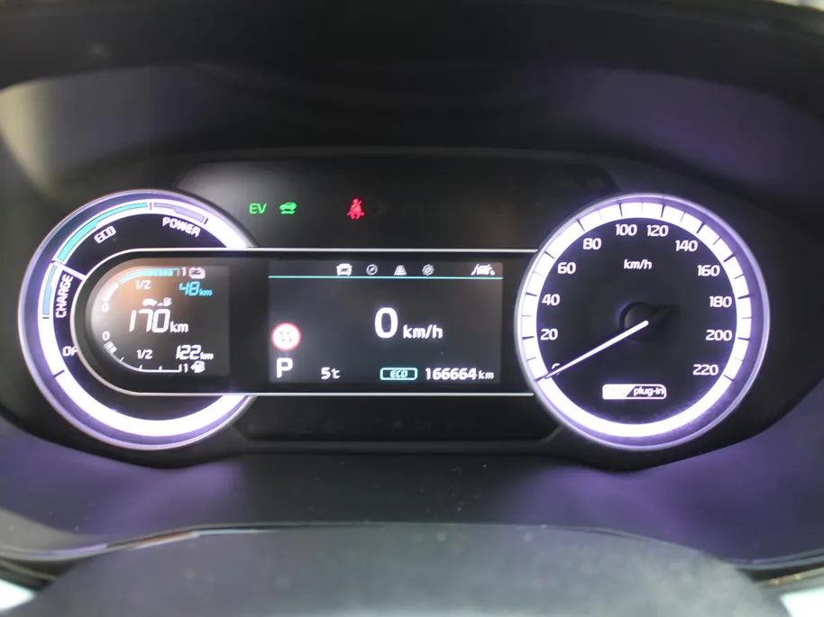 Kia Niro 1.6 GDi PHEV DynamicLine | Plug-in Hybride | Camera | Cruise adapt. | Clima | Navi | Parkeersensor v+a | Apple Carplay/Android Auto | 16' LM | Dealeronderhouden |