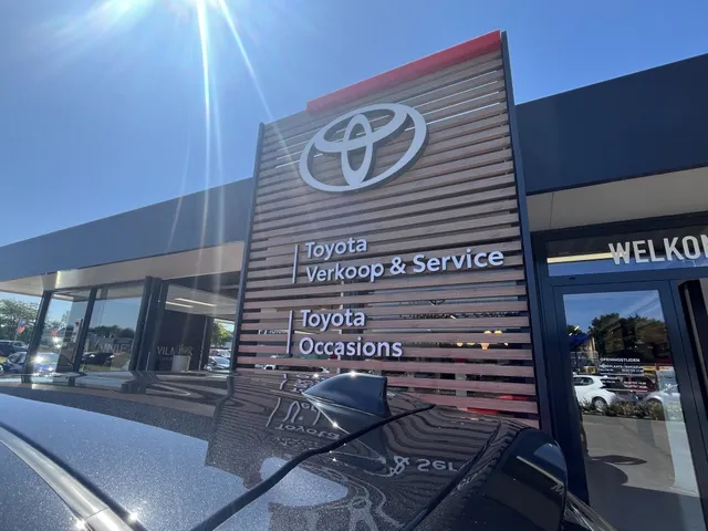 Toyota Yaris 1.5 Hyb. Launch Ed. | Stoelverw. | Head-up