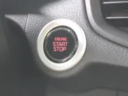 Kia Picanto 1.0 DPI GT-Line | Stuur-/stoelverwarming | Schuifdak | Camera | Dodehoek detectie | Telefoonlader | Clima | Navi | 16' LM | LED | Cruise |