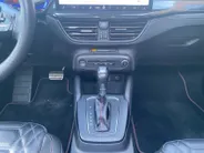 Ford Focus 1.0 EcoBoost Hybrid ST Line Vignale automaat 155PK | NL-Auto | Dealer onderhouden | Driver assistancepack | Winterpack | Panoramadak | 18' Lichtmetaal | Adaptive cruisecontrol | Dodehoekdetectie | Leer bekleed |