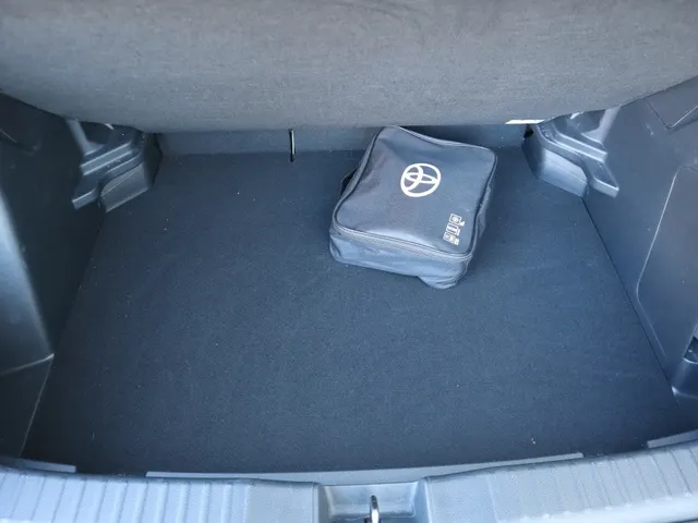 Toyota Yaris Cross 1.5 Hybrid 115 Dynamic Parkeersensoren | Stuur en stoelverwarming