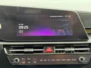 Kia Niro 1.6 GDi Hybrid DynamicLine | Navigatie | Camera | Adaptieve cruise control | Apple Carplay / Android Auto | Parkeersensoren voor en achter | Verbruik 1 op 20!