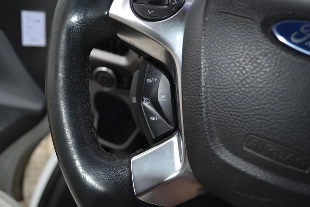 Ford Transit Custom L1H1 270 100PK AMBIENTE|3ZITS|NAVI|EURO5