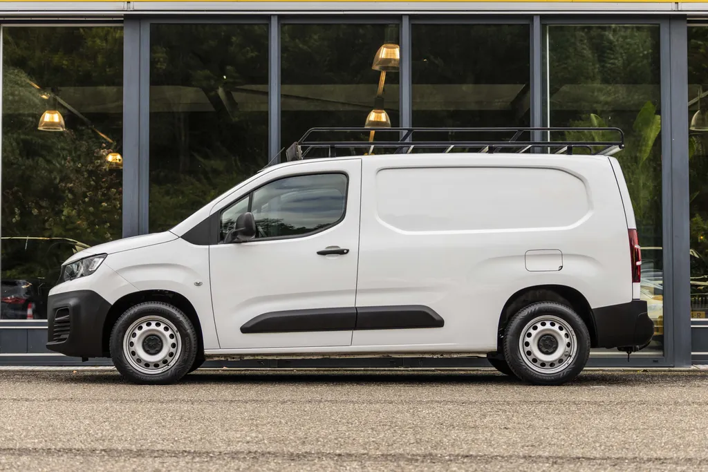 Peugeot Partner 1.5 BlueHDI Pro Long EX.BTW | Inclusief Imperial met ladderrol | All Season banden |