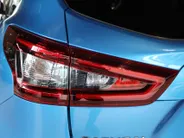 Nissan QASHQAI 1.3 DIG-T Design Edition | Trekhaak | Navigatie | 360grd camera | Zeer nette auto | pdc voor en achter | Climate controle | Cruise controle | Dealer onderhouden | I-key |