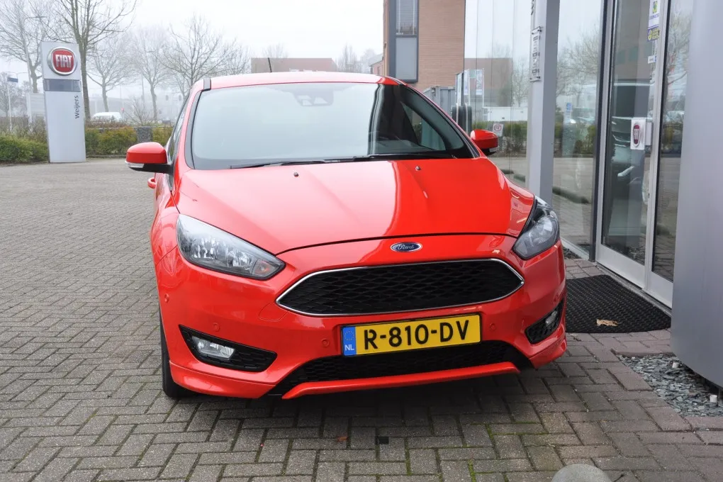 Ford Focus FOCUS1.0 Ecoboost ST Line Onbekend