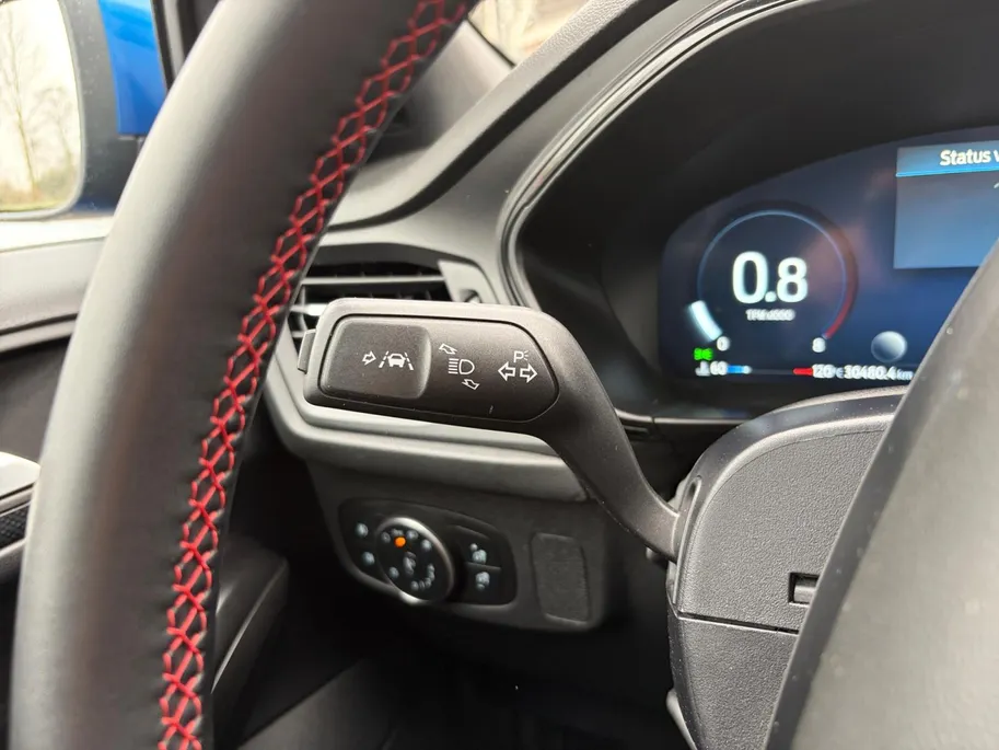 Ford Focus Wagon ST-Line 155PK Automaat | Panoramadak | Afn. Trekhaak | Adaptieve Cruise Control | Winter Pack | BLIS | B&O | Privacy Glass