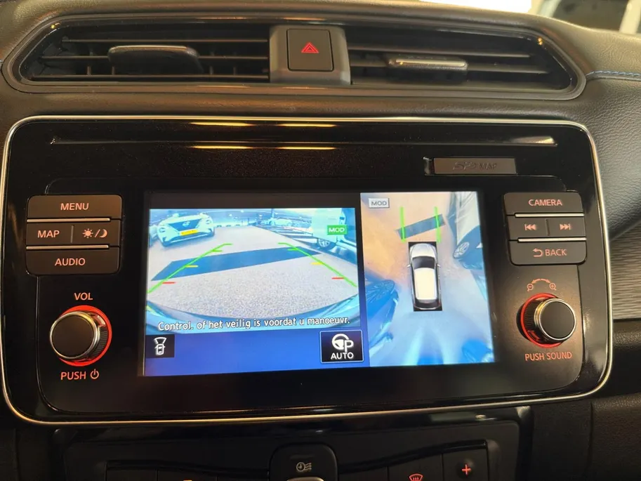 Nissan Leaf Tekna 40 kWh *Automaat*Navi+360Camera*Climate*Adaptive Cruise*Stoel/Stuur Verw.*Bose Sounds!