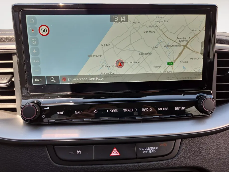 Kia Ceed Sportswagon 1.0 T-GDi ComfortLine | cruise control adaptief en stuurhulp| Carplay | Camera | navigatie | Metallic lak | Fabrieksgarantie t/m 5-8-2032 + 3x 1 jaar* | NAP
