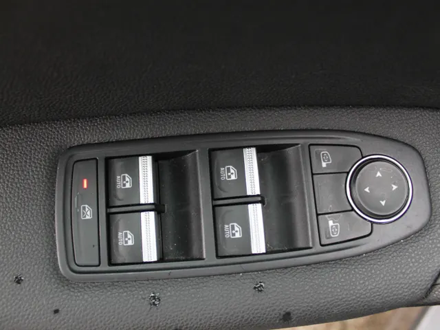 Renault Captur 1.3 TCe 140 Rive Gauche | grootscherm | achteruitrijcamera | navigatie