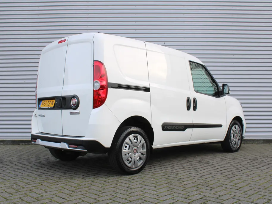 Fiat Doblò Cargo 1.6 MJ L1H1 S Trekking | Navi | Cruise | Airco | Parkeersensoren achter | Apple Carplay/Android Auto | Dealeronderhouden |