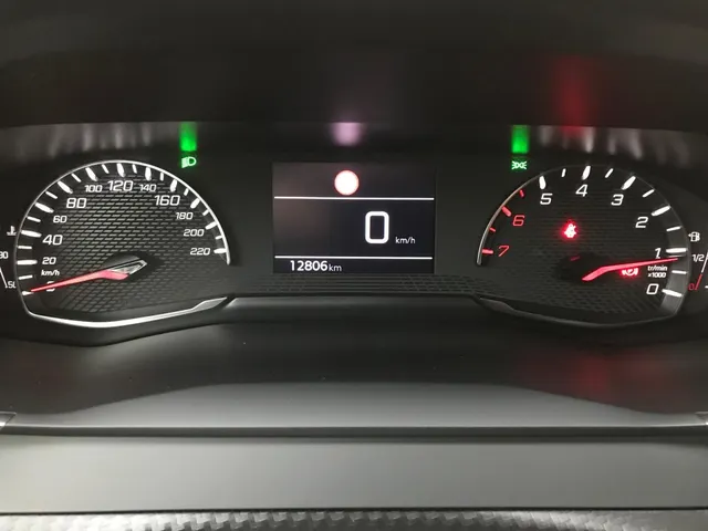 Peugeot 2008 1.2 PureTech Style | Camera | Navigatie