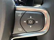 Volvo XC40 B3 2.0 163pk Mild Hybrid Automaat Essential |23dkm!