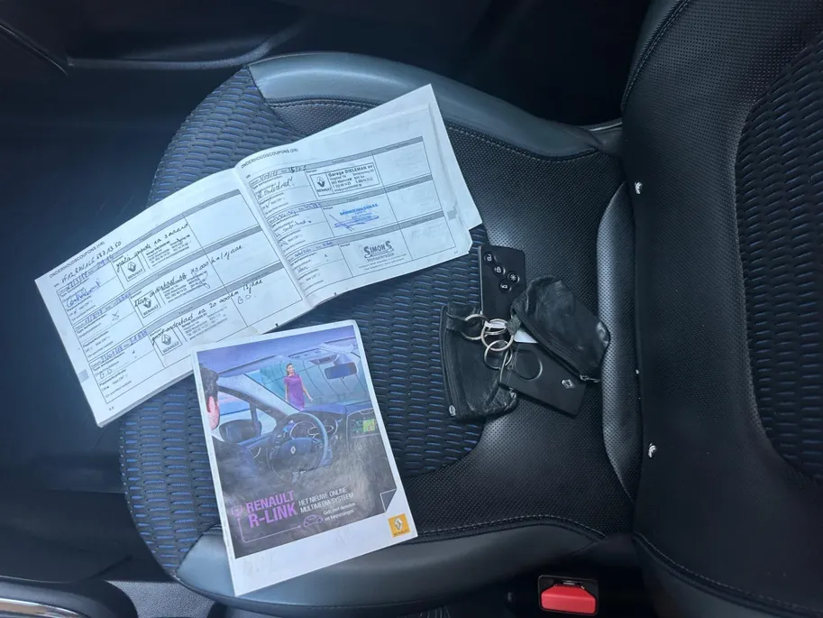 Renault Captur 1.2 TCe Dynamique | Navigatie | Camera | Climate & Cruise Control | Bluetooth | Licht & Regen Sensor | 12 Maanden BOVAG Garantie