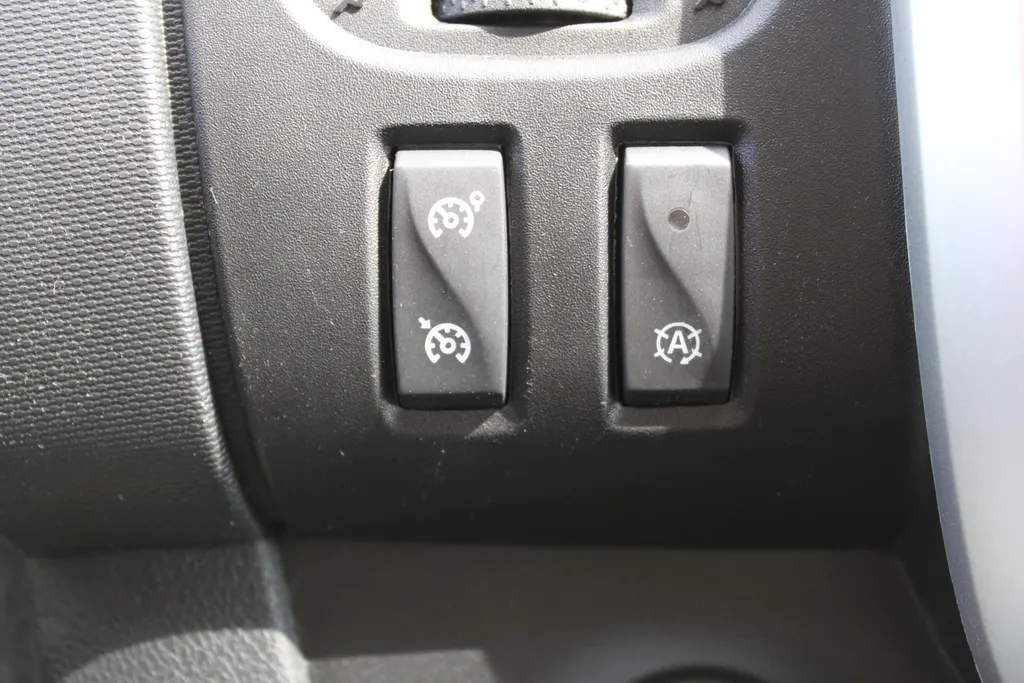 Fiat Talento 2.0 MultiJet L2H1 Basis | Navi | Airco | Trekhaak | Cruise | Parkeersensoren | Volledig betimmerd |