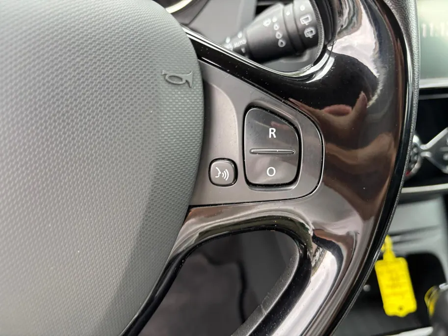 Renault Captur 1.2 TCe Dynamique | AUTOMAAT | EERSTE EIGENAAR | TREKHAAK | CAMERA | ALL SEASON BANDEN |