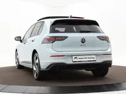 Volkswagen Golf 1.5 eHybrid 272pk DSG GTE · Panoramadak · 360 Camera · Inklap. Trekhaak · Head-Up Display · Matrix LED · Keyless · DCC · Garantie t/m 26-05-2030 of 100.000km