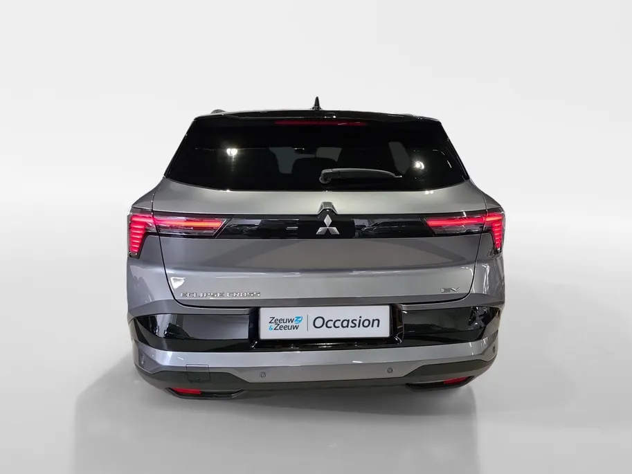 Mitsubishi Eclipse Cross Instyle 87 kWh Lederen bekleding | 360 camera | Stoel-/ stuurverwarming | Carplay / Android Auto | Panoramadak |