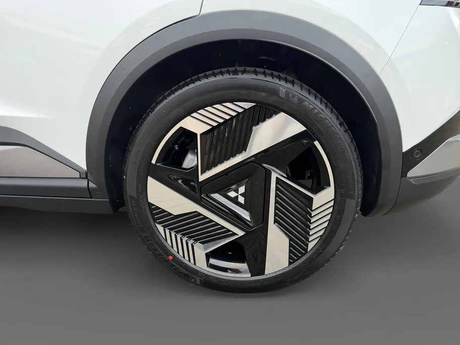 Mitsubishi Eclipse Cross Intense+ 87 kWh | ACTIEPRIJS INCL. € 4.000,- KORTING |