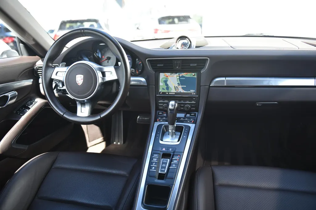 Porsche 911 Cabrio 3.8 Carrera 4S