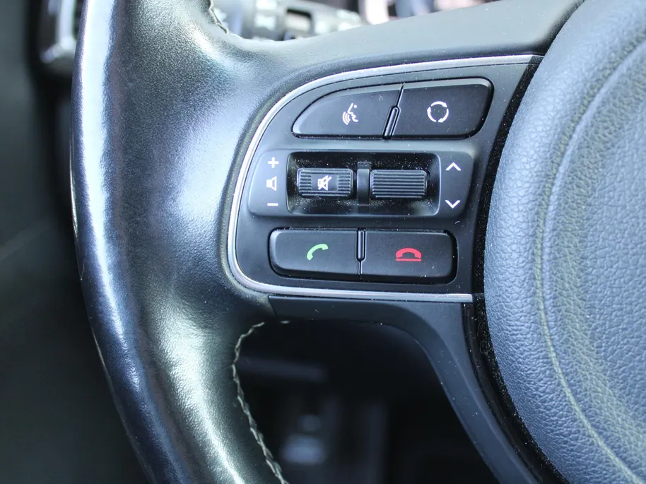 Kia Niro 1.6 GDi Hybrid DynamicPlusLine | Stuur-/stoelverwarming | Camera | Leer | Navi | Clima | Cruise adapt. | Keyless | 16' LM |