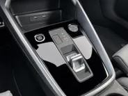Audi A3 Sportback 40 TFSIe 150kW/204PK S Line · Panoramadak · Leder · Camera · Apple/Android Car Play · Drive select