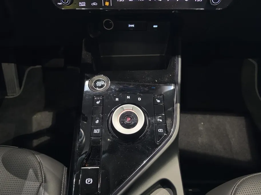 Kia Niro 1.6 GDi Hybrid DynamicPlusLine | Schuif-kantel dak | Achteruitrijcamera | Hyrbide | Elektrische achterklep | Stoelverwarming