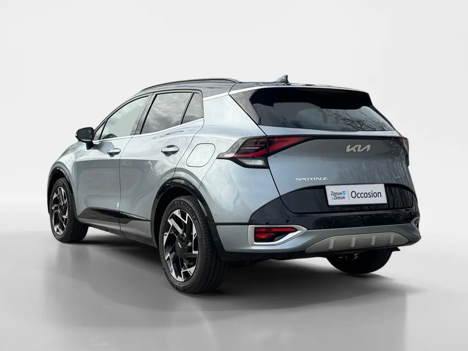 Kia Sportage 1.6 T-GDi Plug-in Hybrid AWD GT-Line | Panorama schuifdak | Camera | Stoel en Stuurwielverwarming | Elektrische achterklep | Navigatie | Adaptieve cruise control |