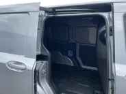 Ford E-Transit Courier Limited 44 kWh | 0,99% rente op financial lease| Trekhaak | Driver Assistance Pack | Climate Control |