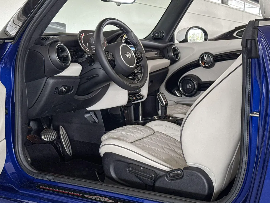 MINI Cooper Cabrio 2.0 John Cooper Works Chili