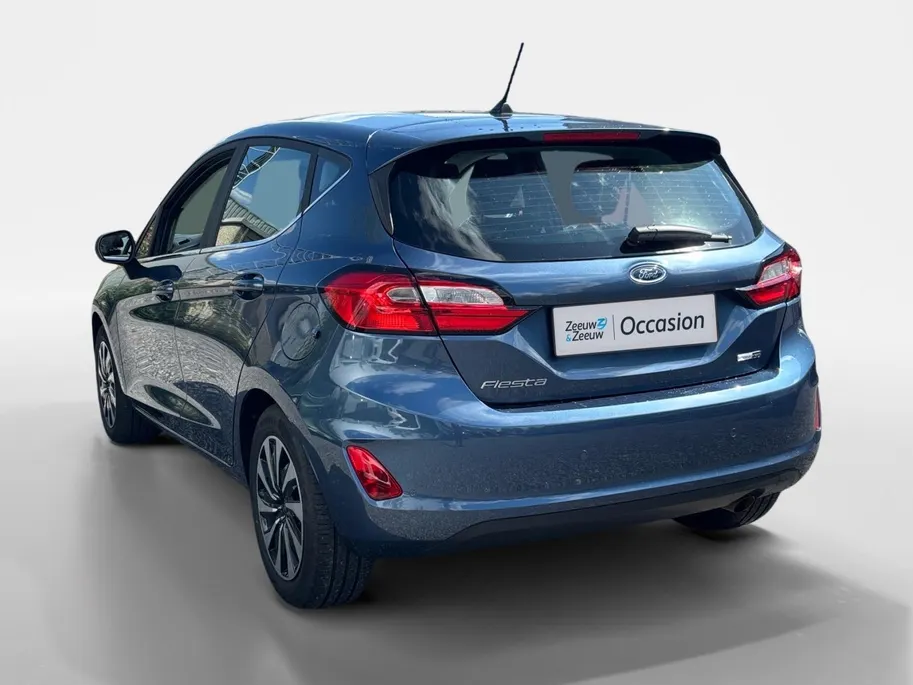 Ford Fiesta 1.0 EcoBoost Hybrid Titanium | Stoel/stuur en voorruitverwarming | Cruise control | Parkeersensoren |