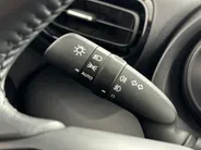 Toyota Yaris Cross 1.5 Hybrid Dynamic | Navigatie | 17'' L.M. Velgen | Adaptieve Cruise Control