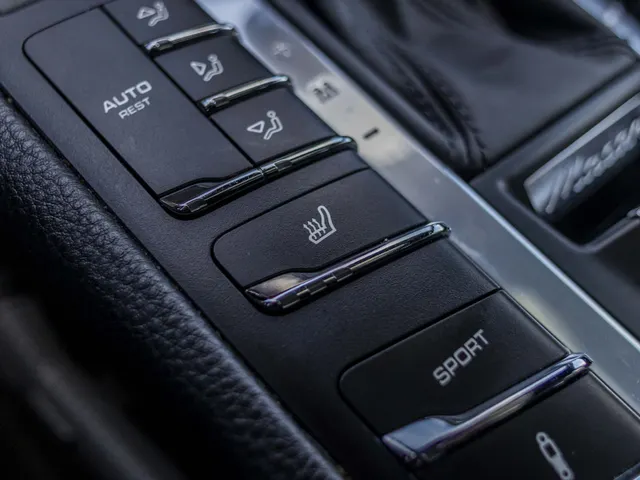 Porsche Macan NL geleverd 2.0