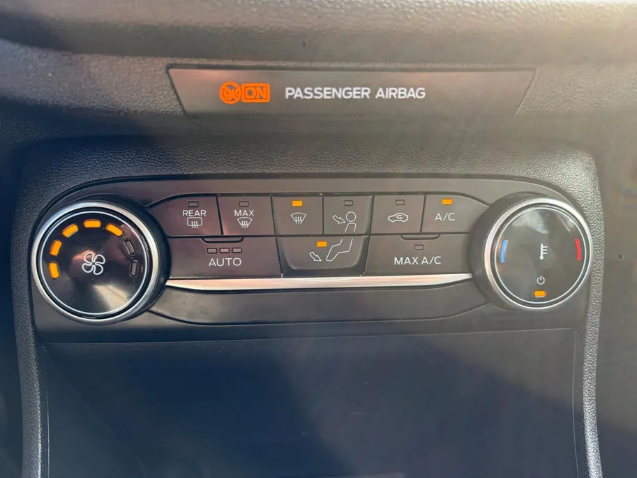 Ford Fiesta 1.0 EcoBoost Hybrid Titanium 125PK | 1e Eigenaar | NL-Auto | Apple Carplay / Android Auto | LED | Parkeersensoren | Cruise Control | Climate Control