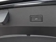 Volkswagen T-Roc 1.5TSI/150PK R-Line Black Style · Panoramadak · Apple/Android · Camera + Parkeersensoren · Garantie t/m 25-08-2027