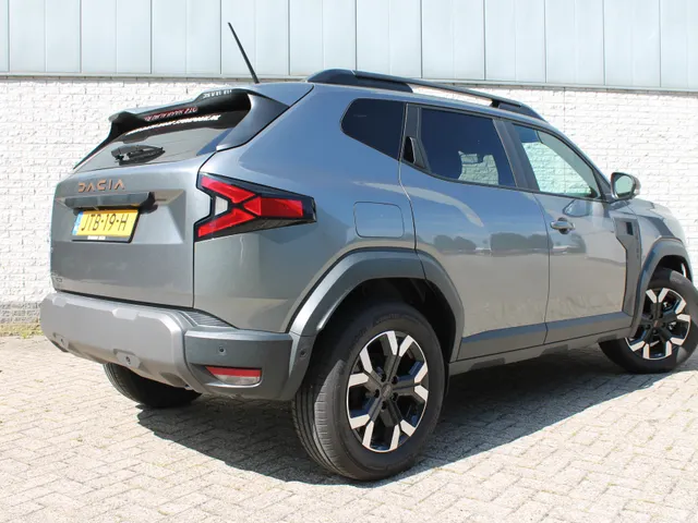 Dacia Duster 1.6 Hybrid 140 Extreme *DEMONSTRATIEWAGEN*