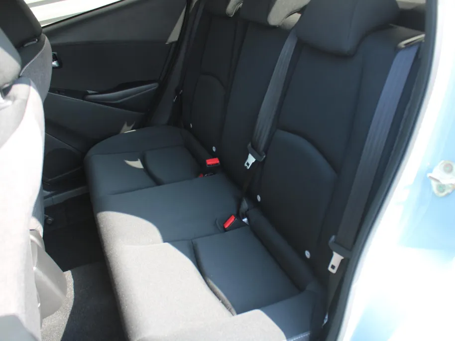 Mazda 2 1.5 e-SkyActiv-G 90PK 6MT Exclusive-Line | Private lease v.a. € 429 p/m | Camera | Dodehoek detectie | Clima | LED | Stoel- / Stuurverwarming |